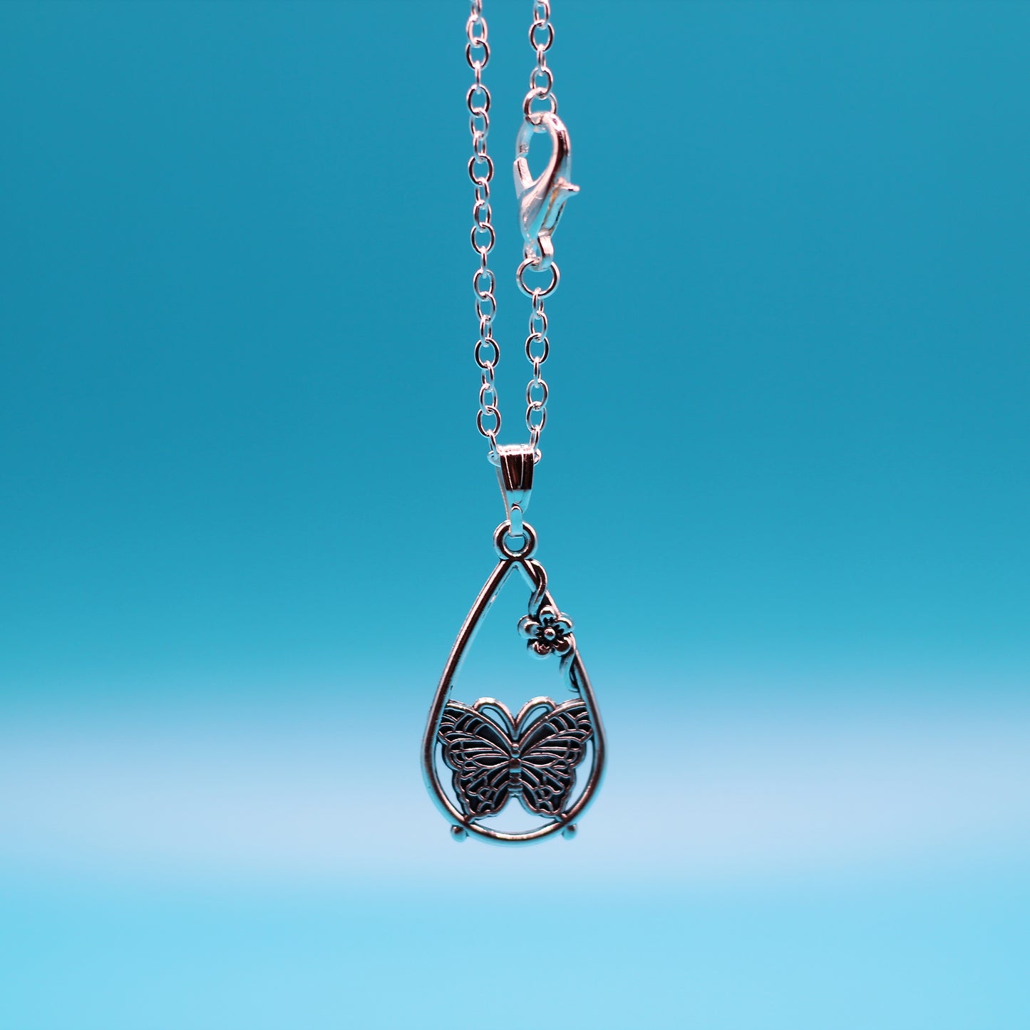 Ketting met vlinder bedel