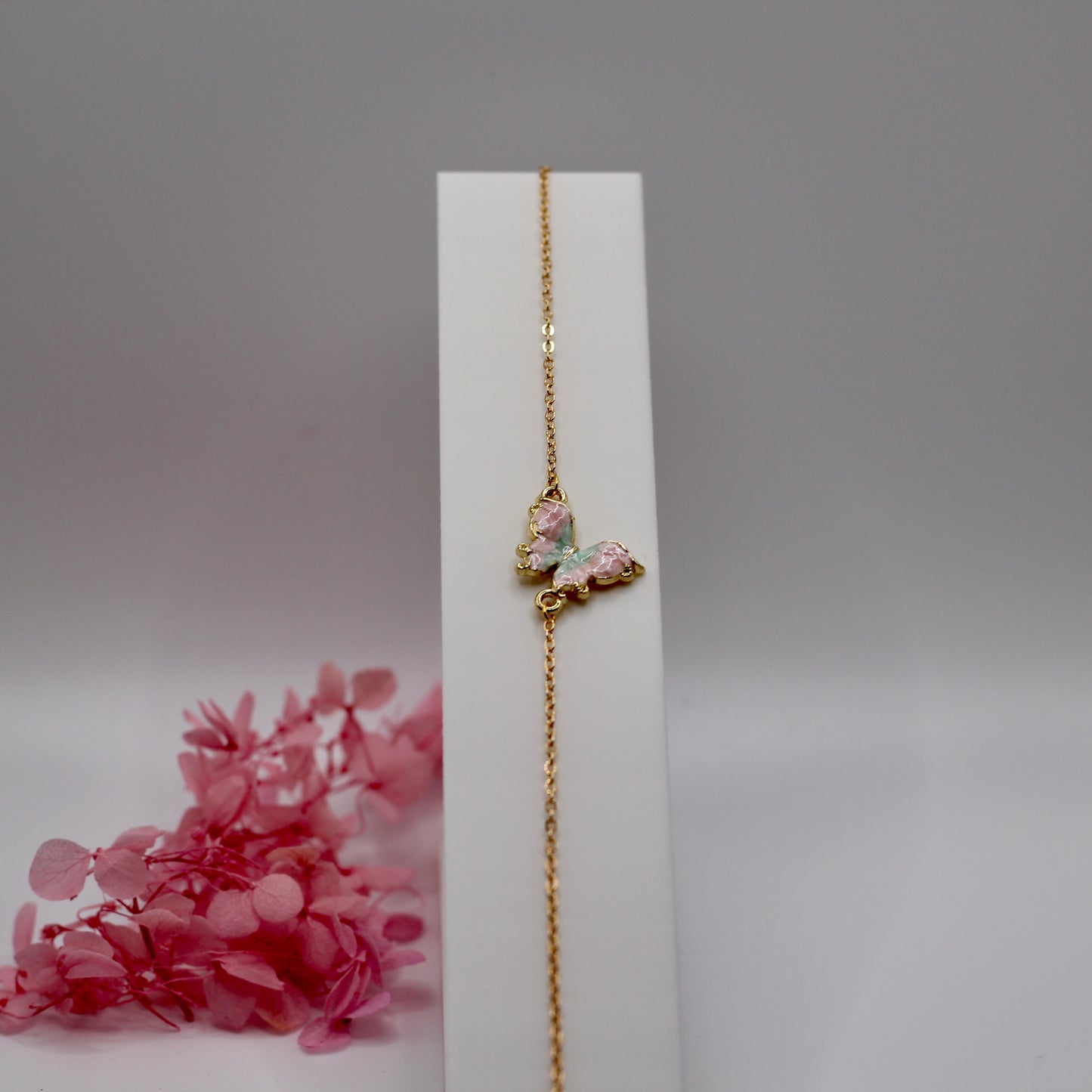 Armband pastel vlinder