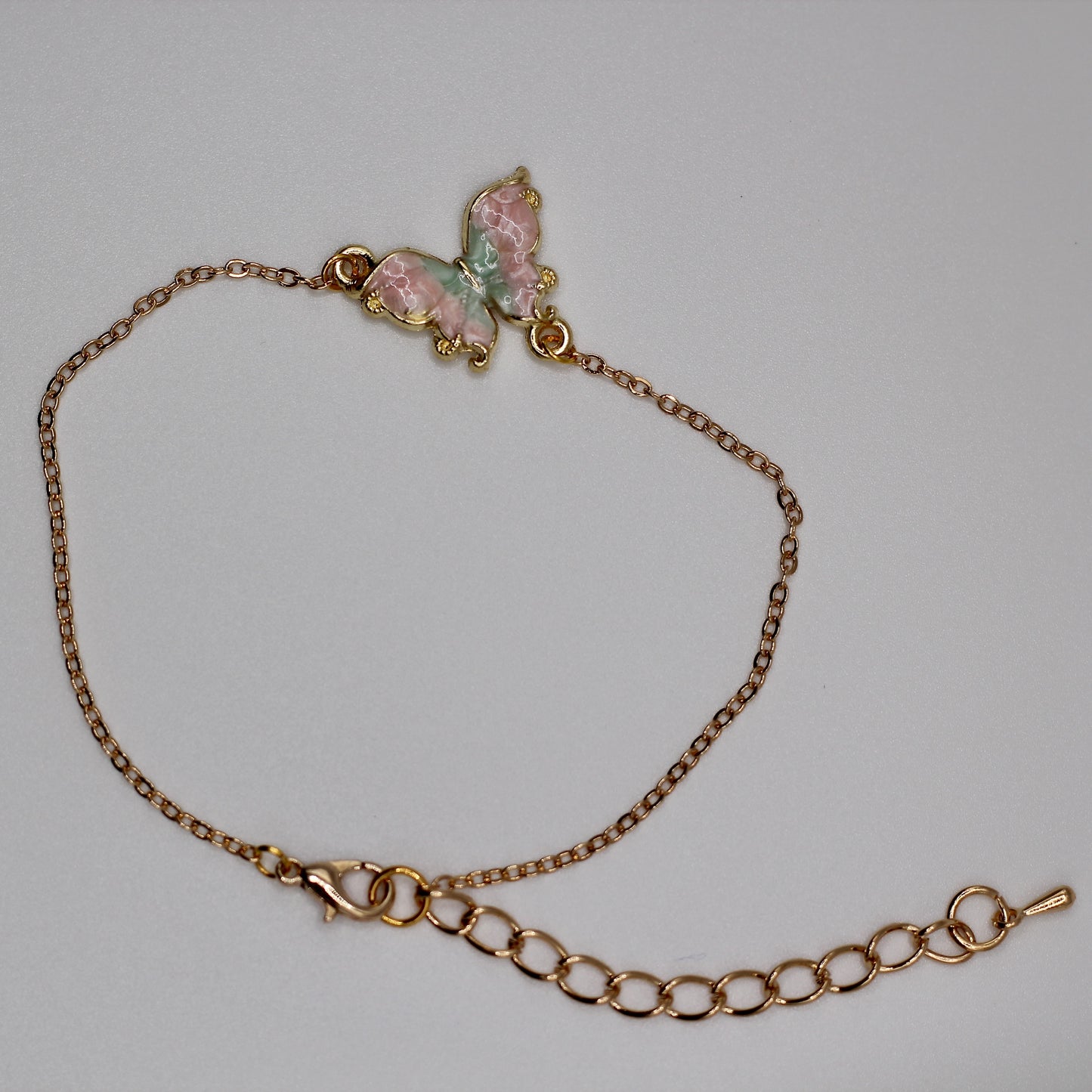 Armband pastel vlinder