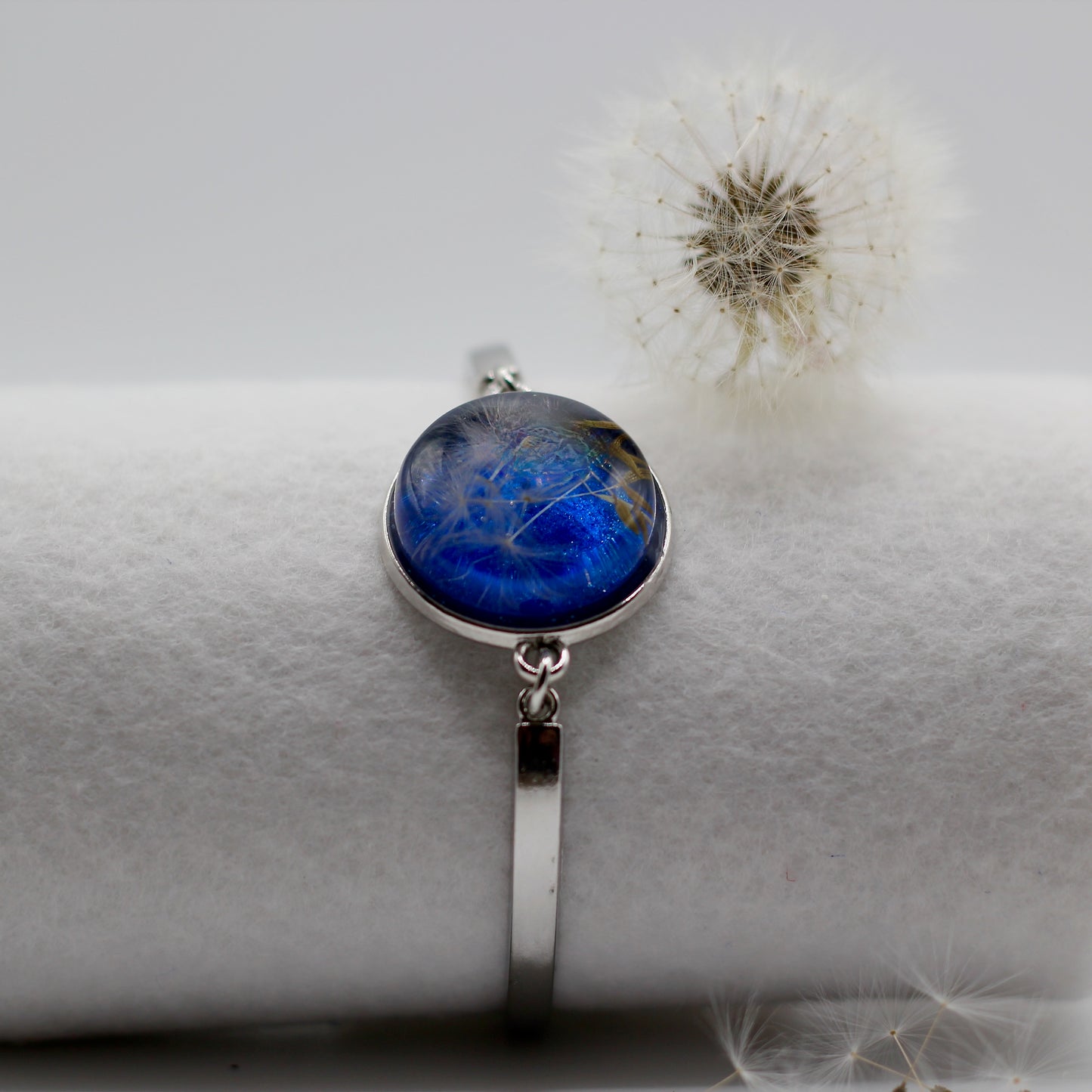 Armband met echte paardenbloemzaadjes
