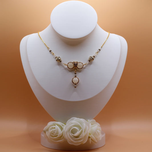 Ketting 'White Dawn' met witte agaat