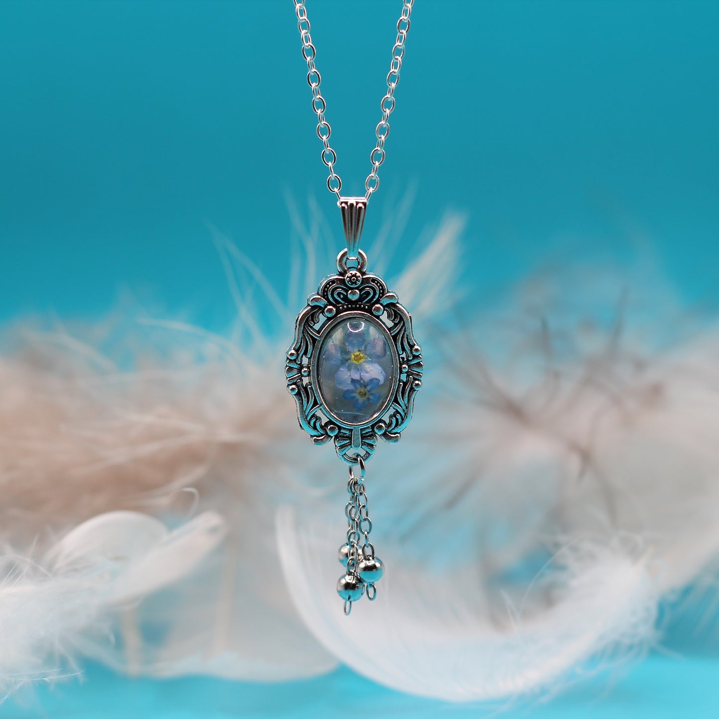 Ketting brocante met vergeet-me-nietjes
