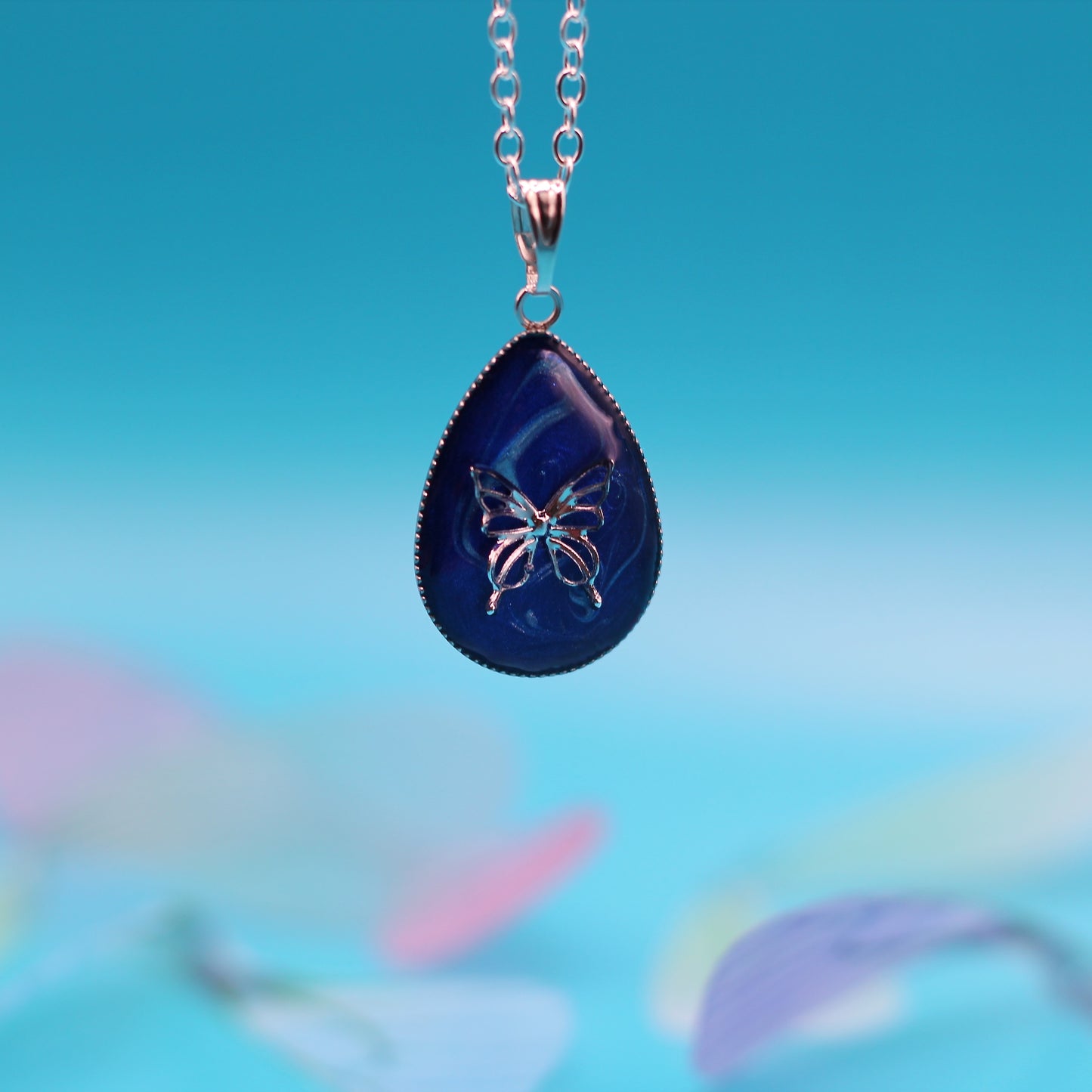 Ketting met zilveren vlinder