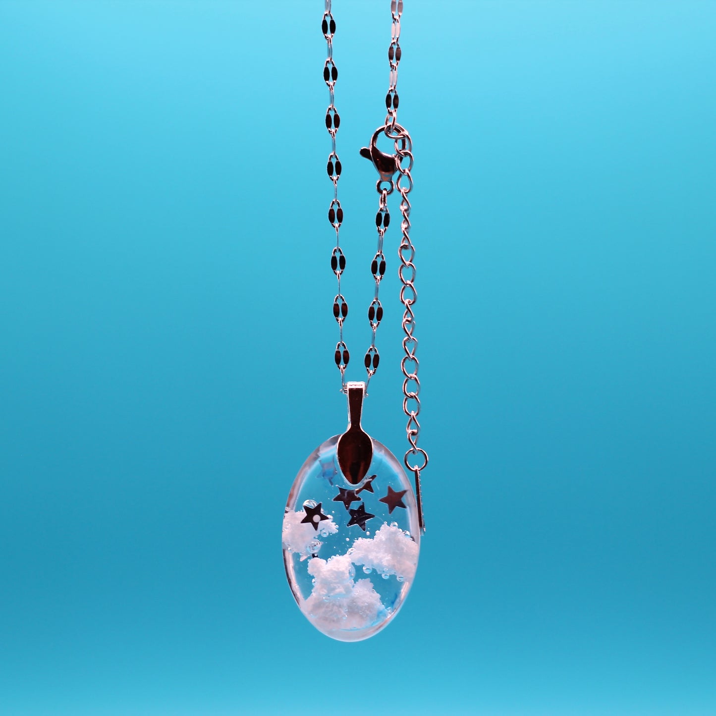 Ketting in de wolken ovaal