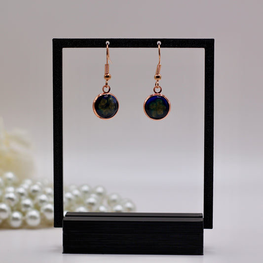 Oorbellen blauw en rosé goud