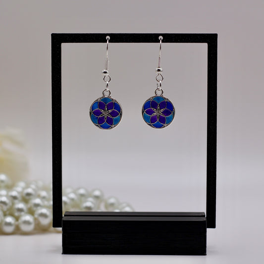 Oorbellen glas in lood bloem blauw-paars