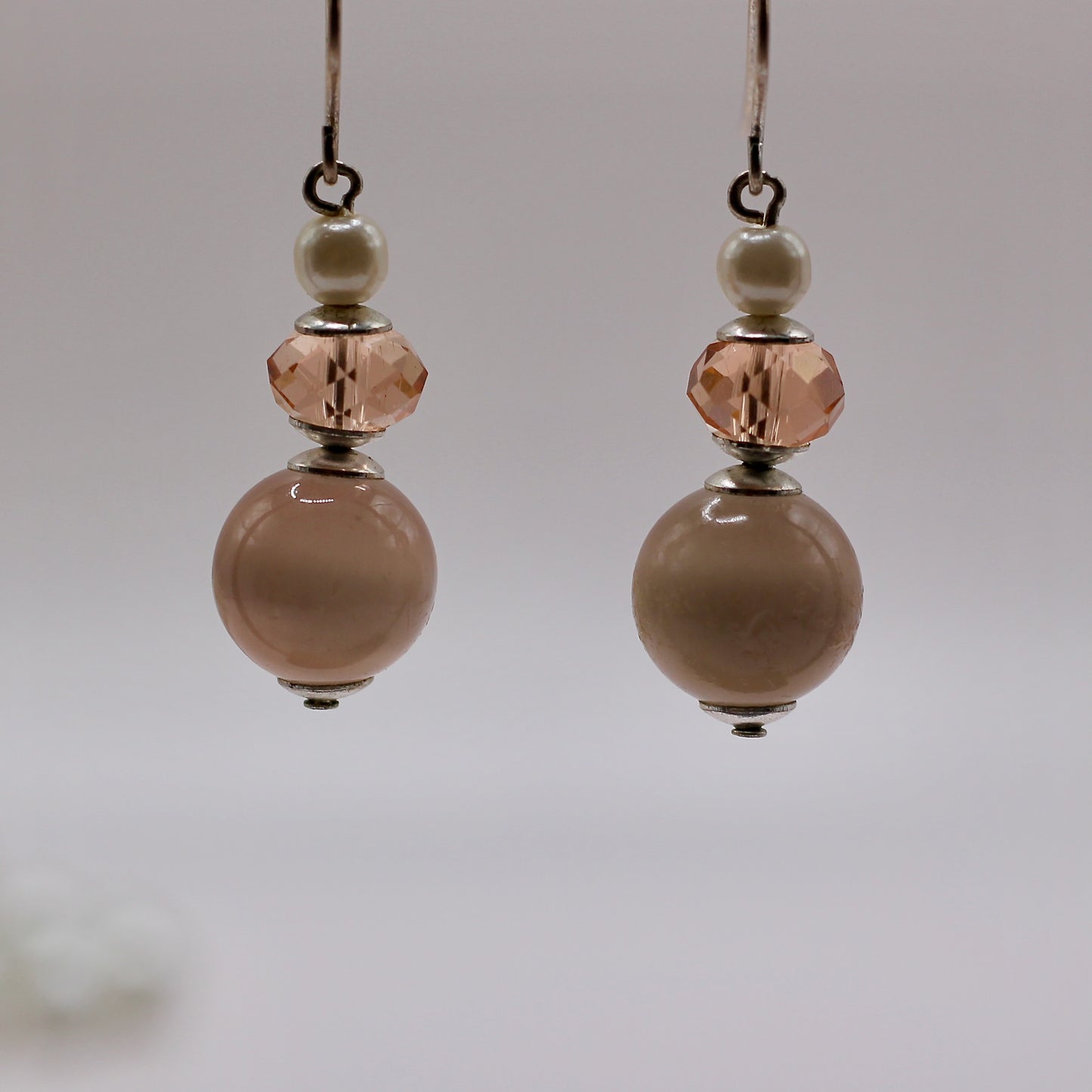 Oorbellen roze glas facet