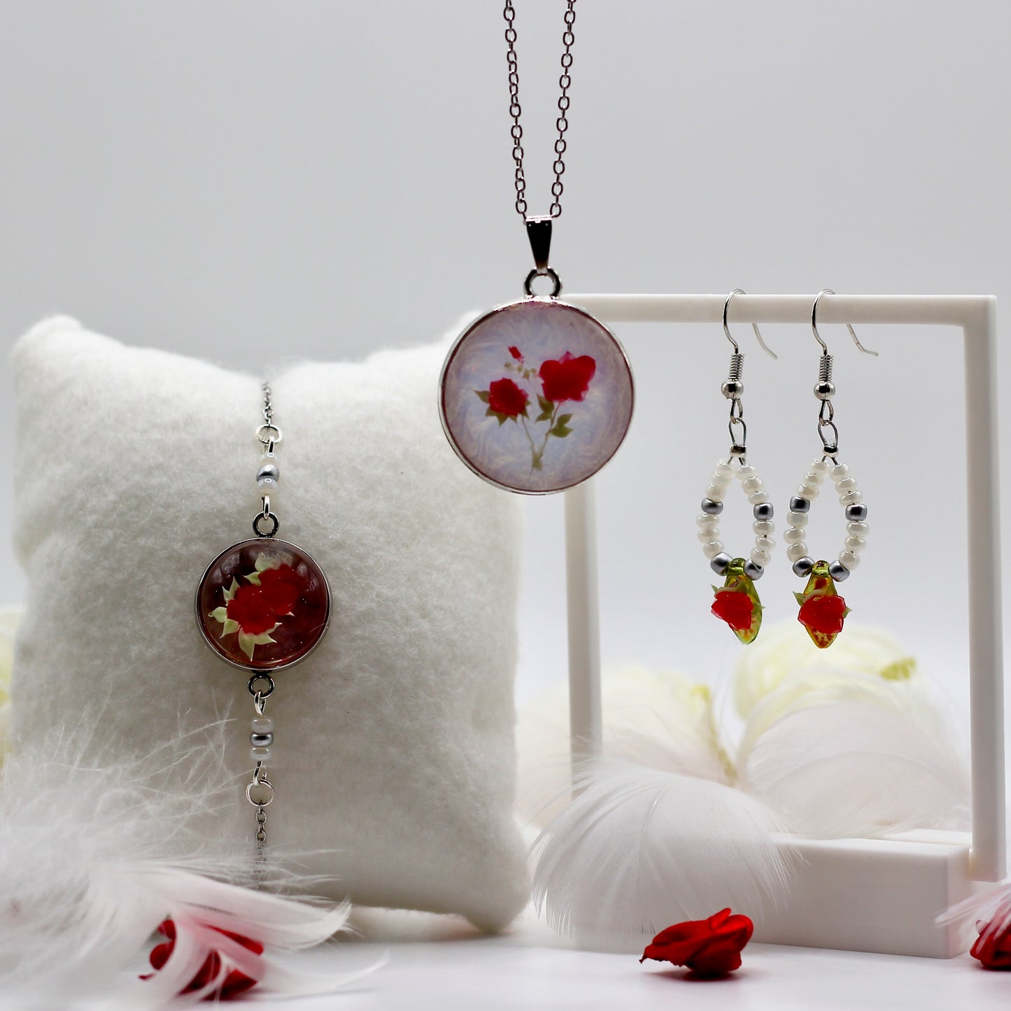 'Rose of Devotion' jewelry set